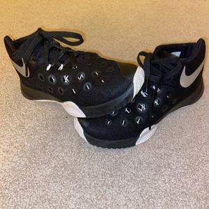 Nike Zoom Basketball Shoes